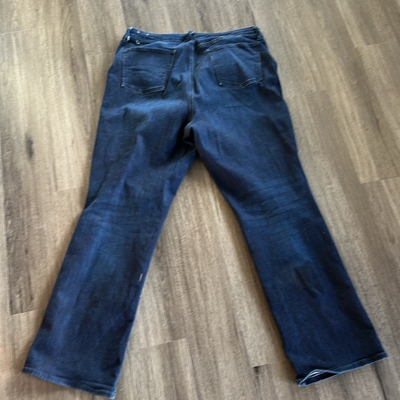 Talbots Barely Boot Jeans 16 Curvy Dark Rinse Excellent! - Picture 10 of 10